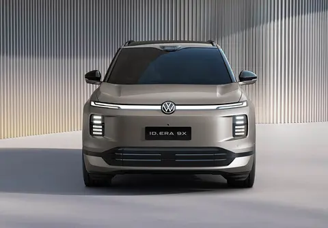 大众全新大型SUV将上市，车长5207mm，2+2+2座椅，配彩电+大沙发